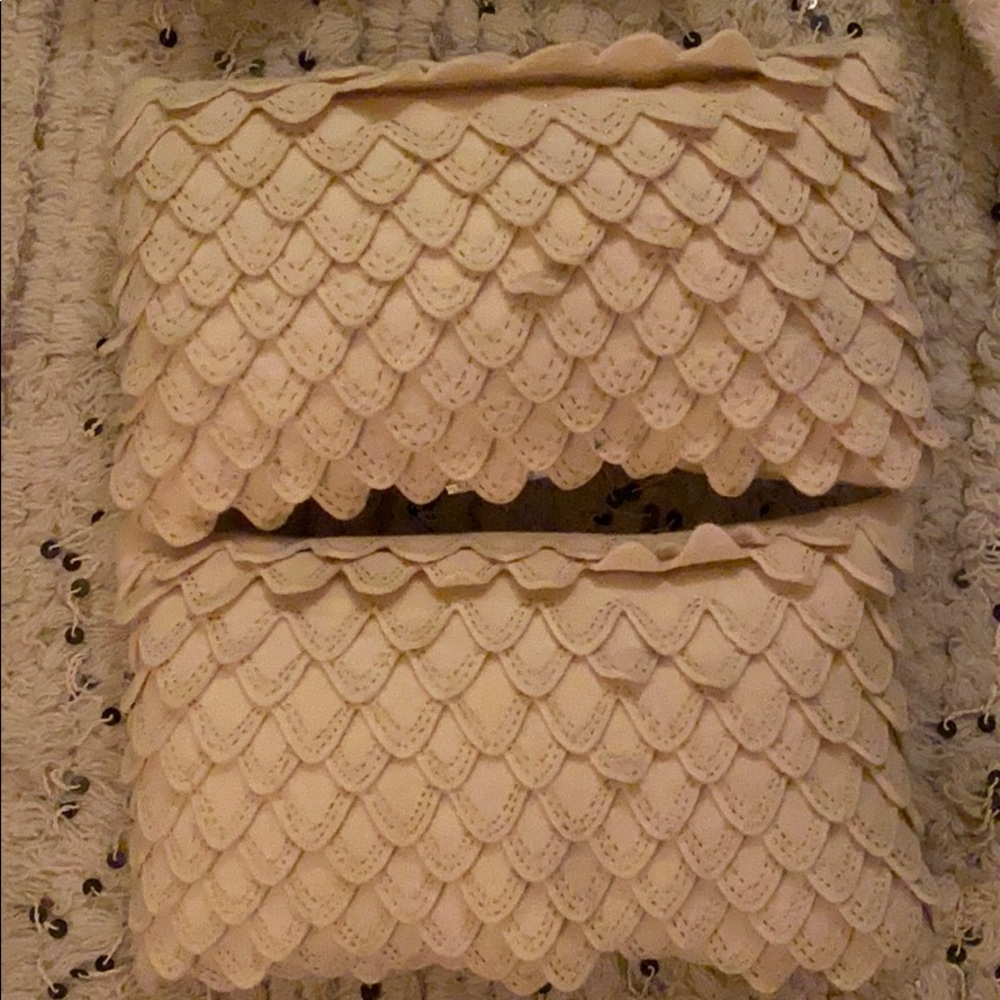 Pair Cream Gold Scallop Pillows